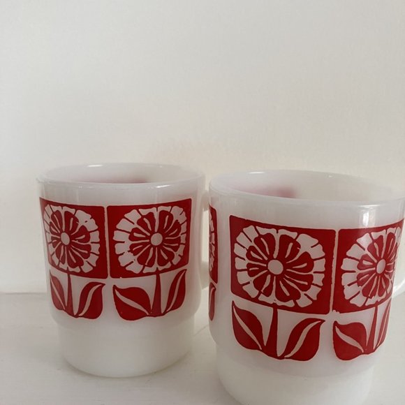 Vintage Anchor Hocking Fire King Stackable Red Flowered Glass Coffee Mugs - Picture 2 of 5